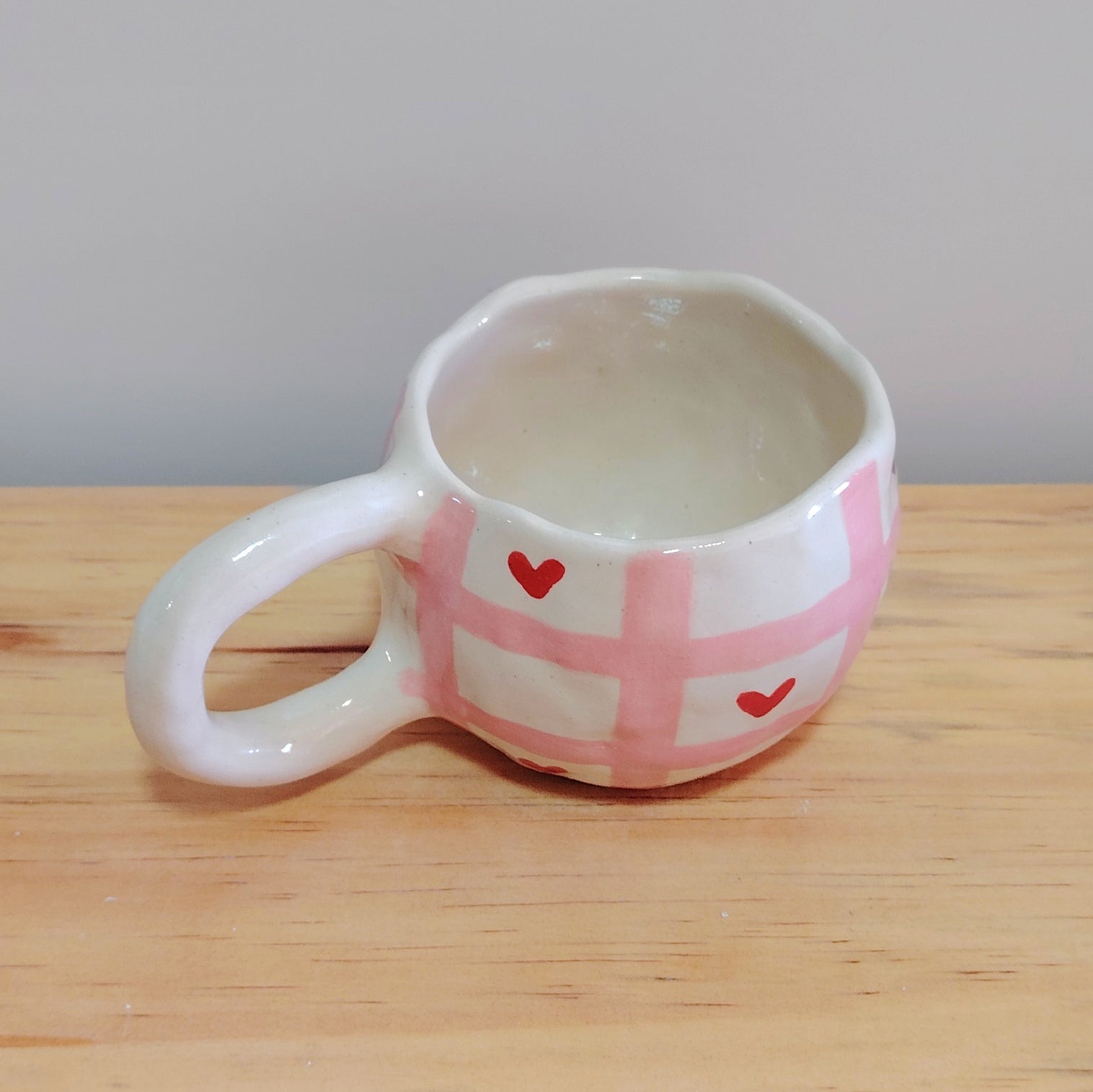 Taza Líneas Rosa y Corazones