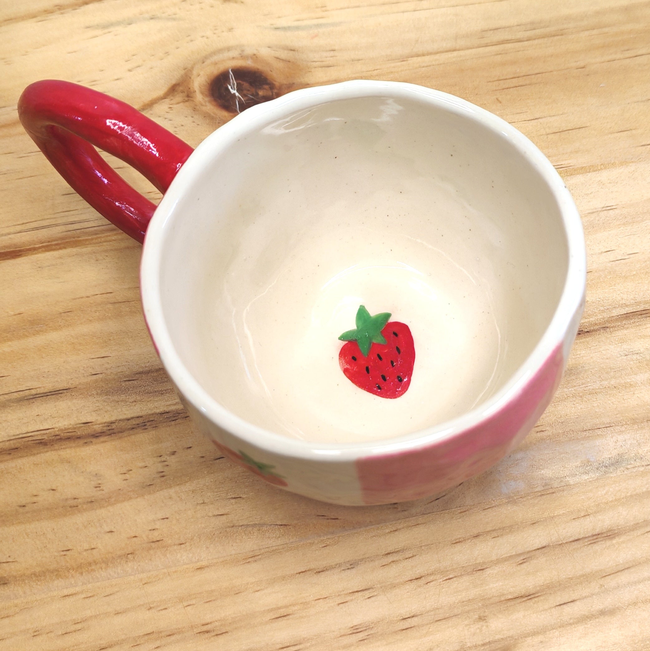 Taza Frutillas y Cuadros Rosa