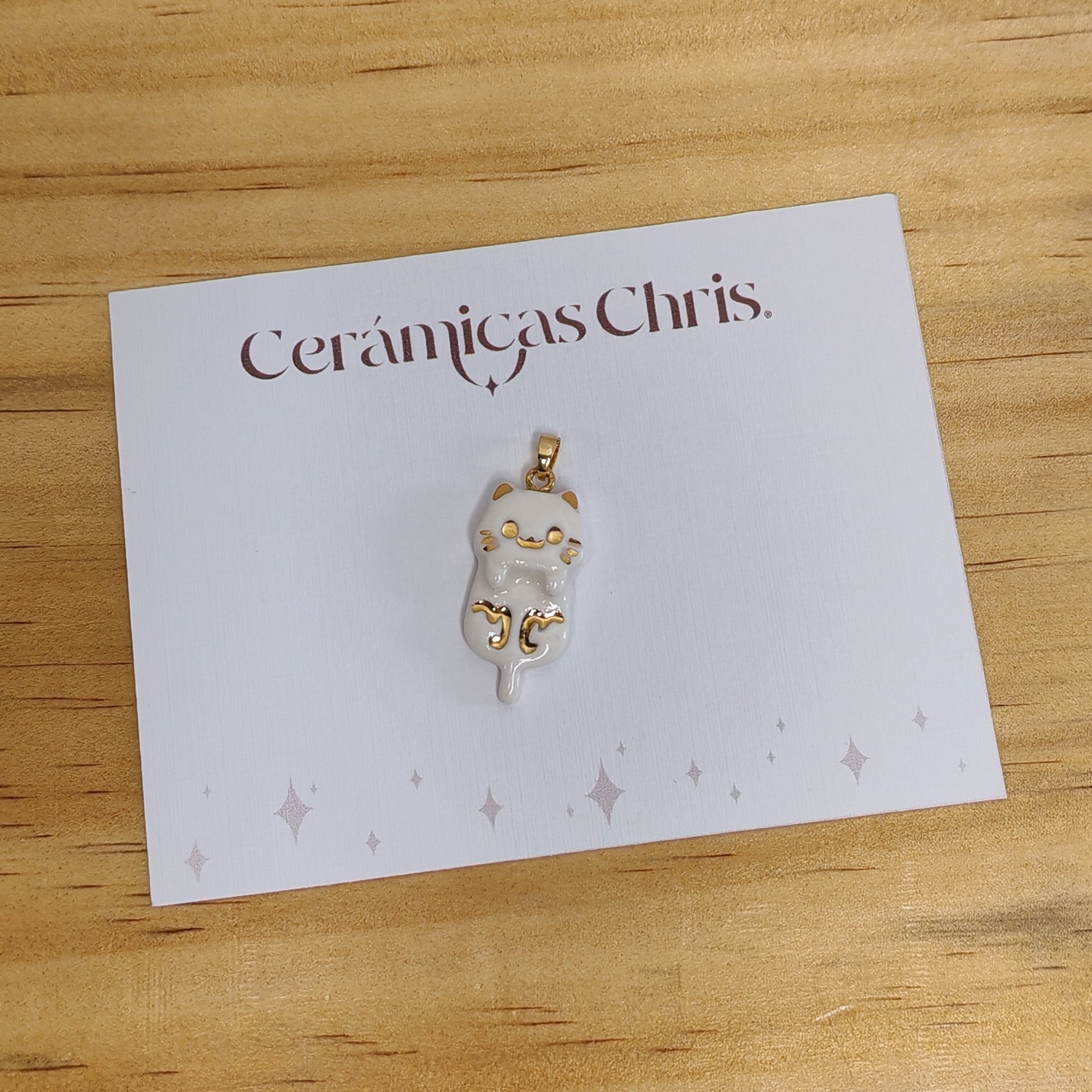 Dije Gatito Grande de Cerámica con Oro 24k