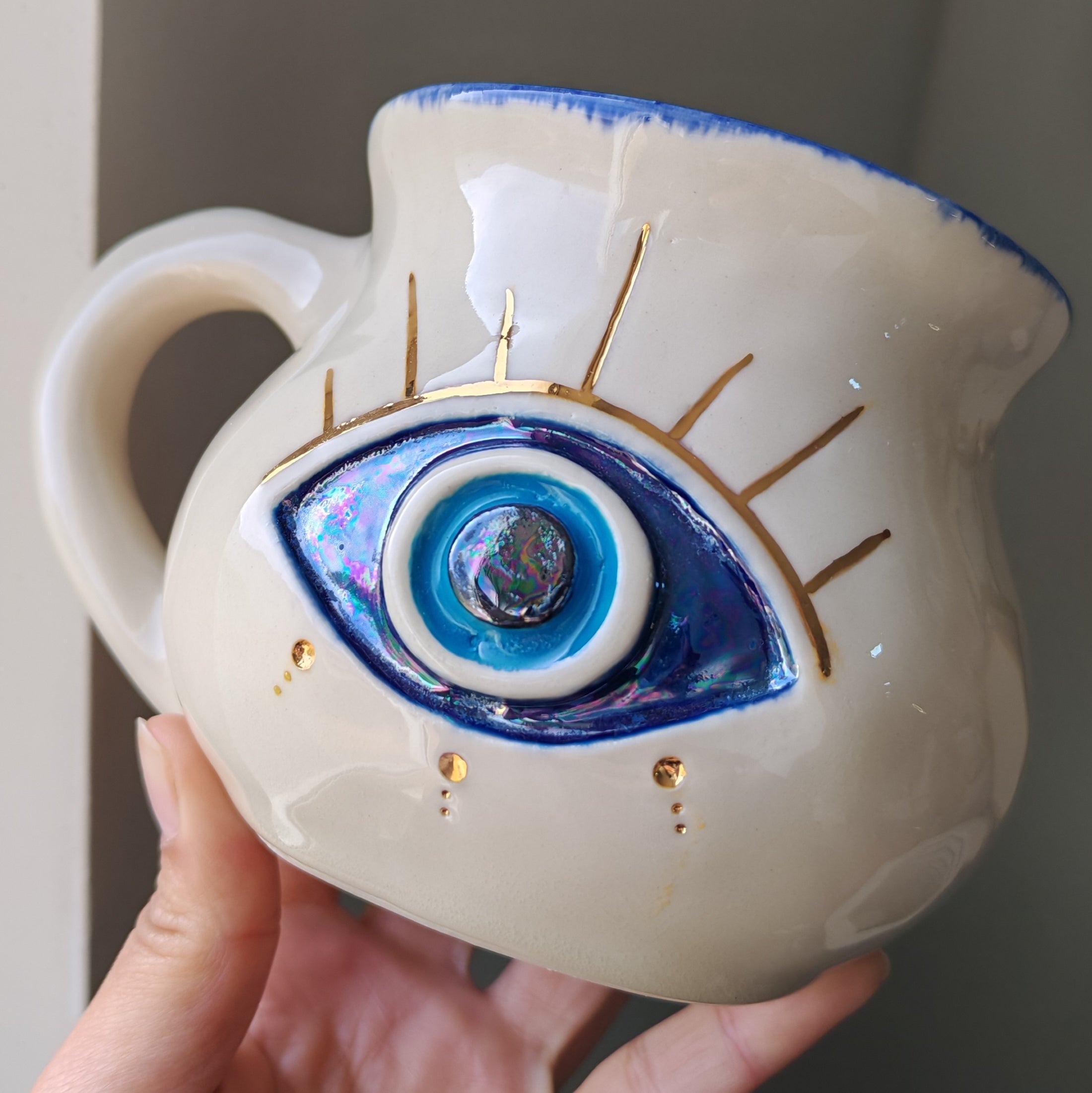Taza Ojo Turco detalles Oro 24k y Nácar
