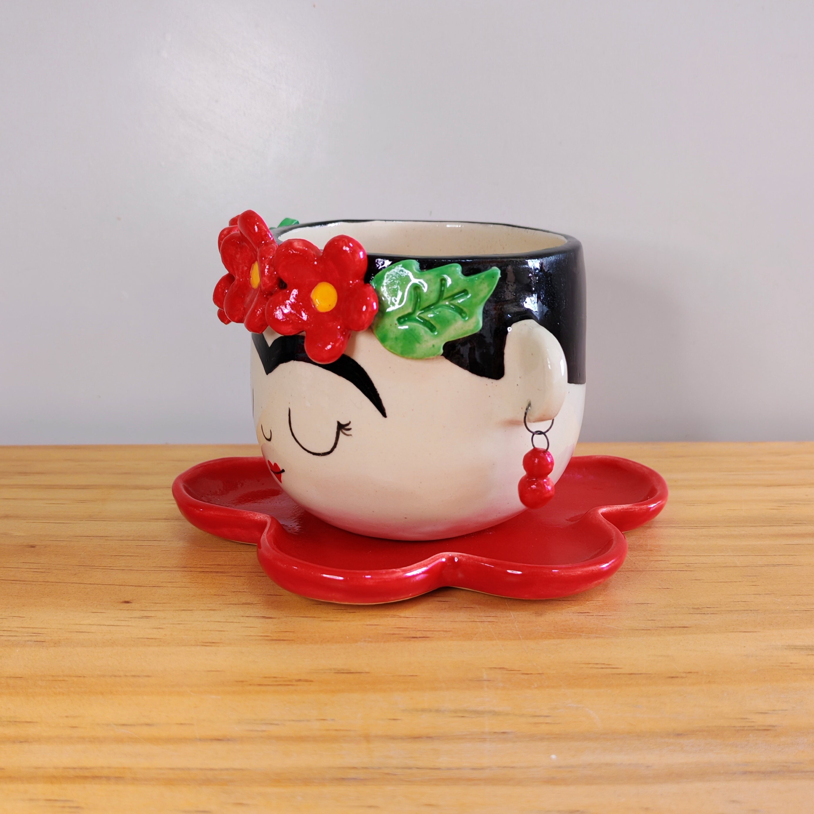 Set Taza Frida y Plato Flor