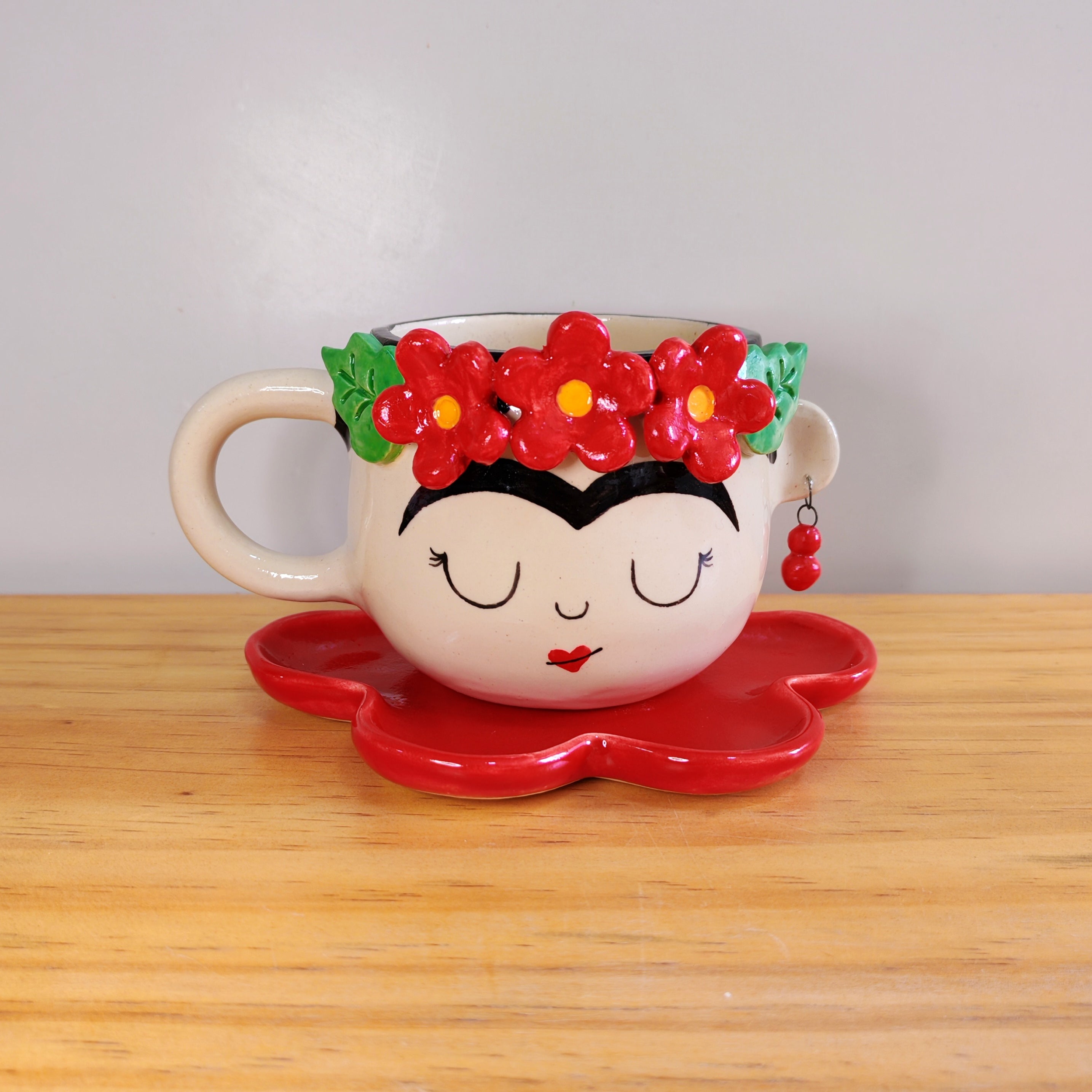 Set Taza Frida y Plato Flor