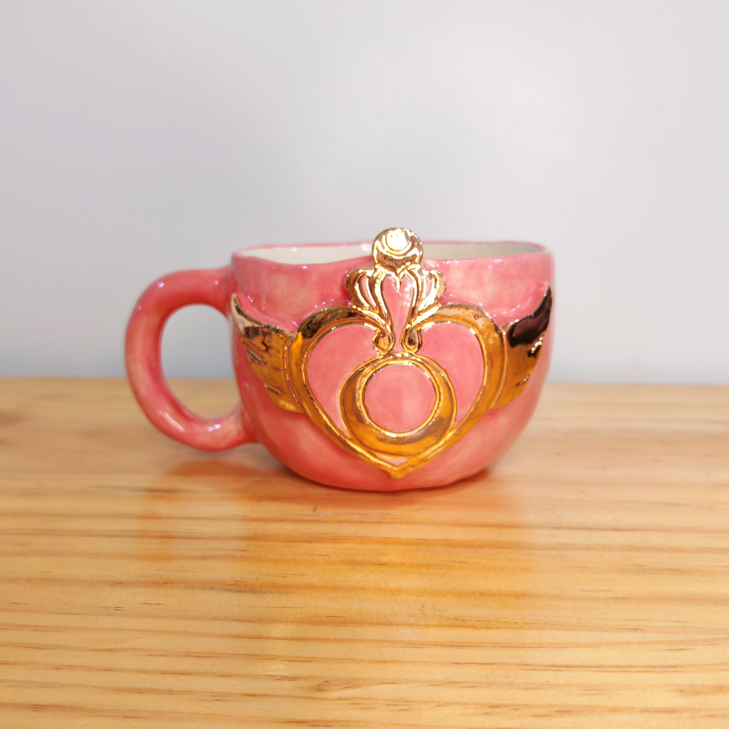 Taza Sailor Moon Oro
