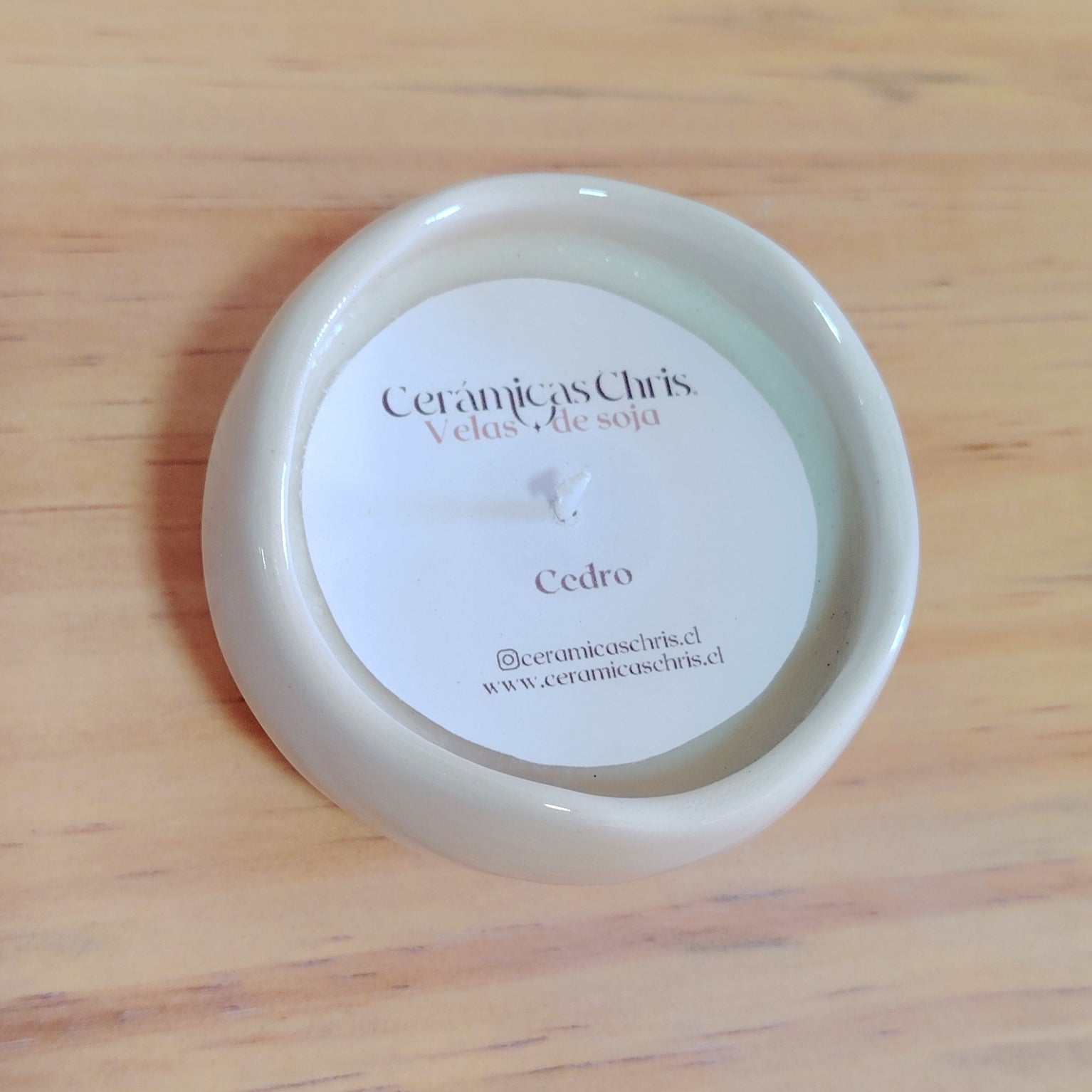 Vela intensionada "Suerte" de Soja con Aroma en pocillo de Cerámica