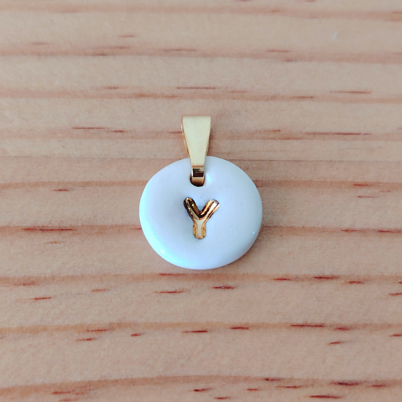 Dije Inicial Nombre de Cerámica con Oro 24k