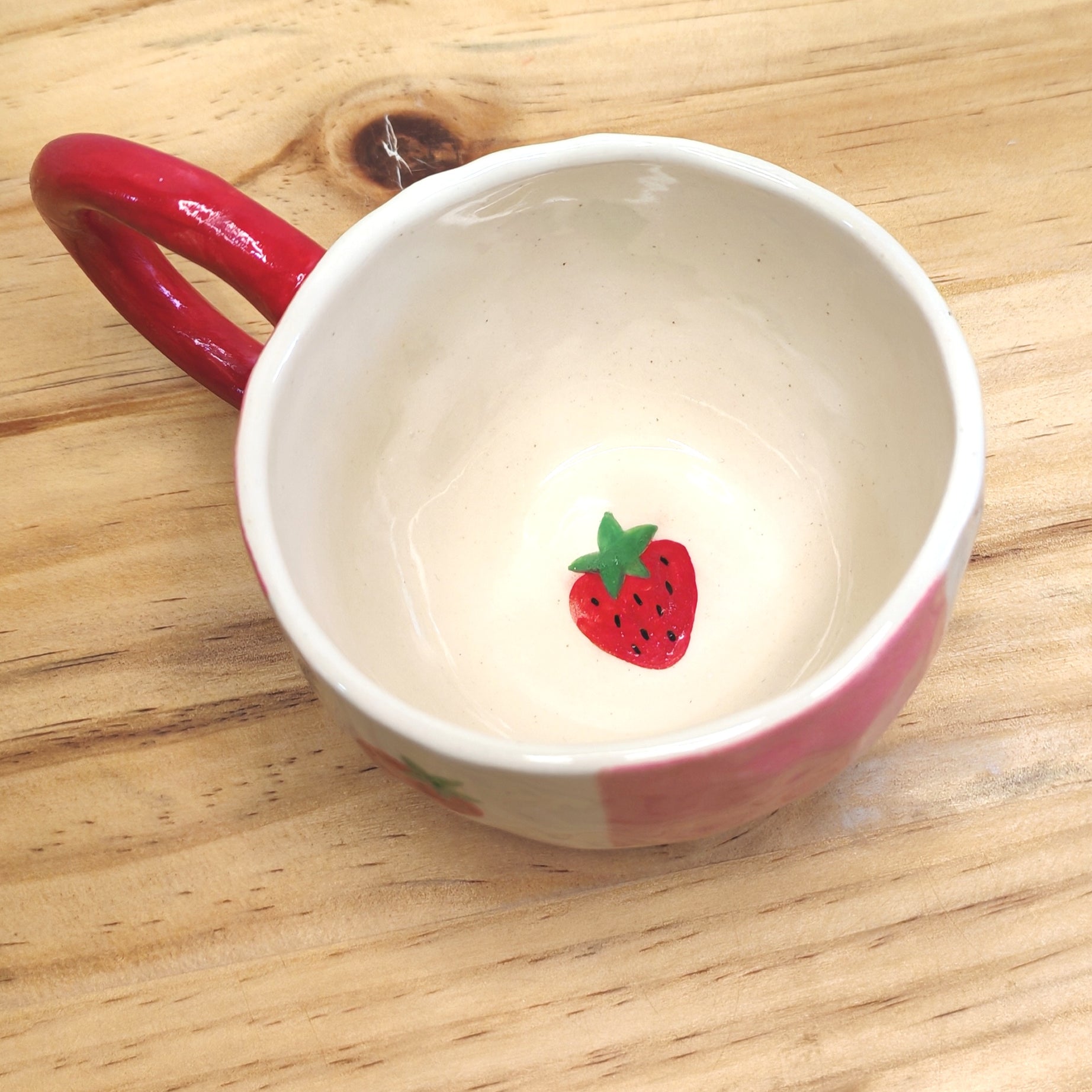 Taza Frutillas y Cuadros Rosa