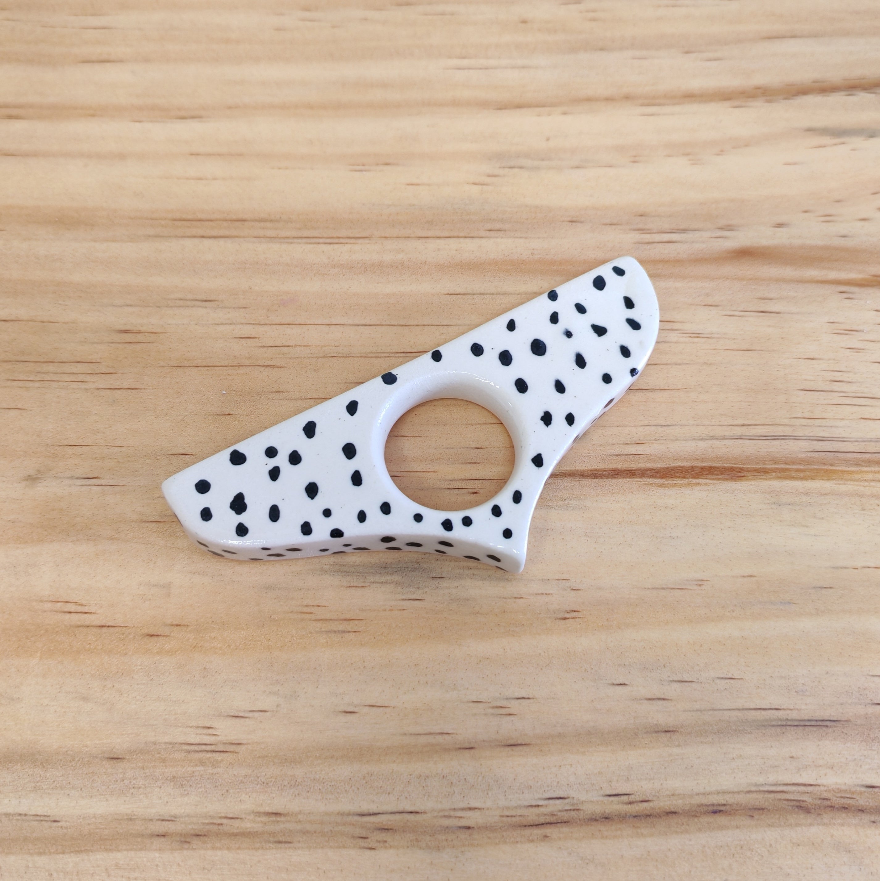 Anillo de Lectura o Abre Libros de Cerámica Tamaño 9,8cm