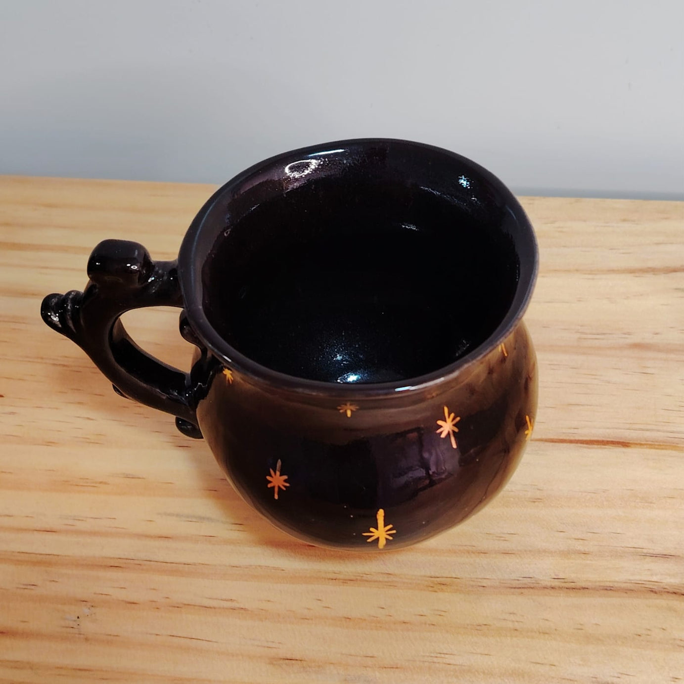 Caldero Bruja Estrellado con Oro