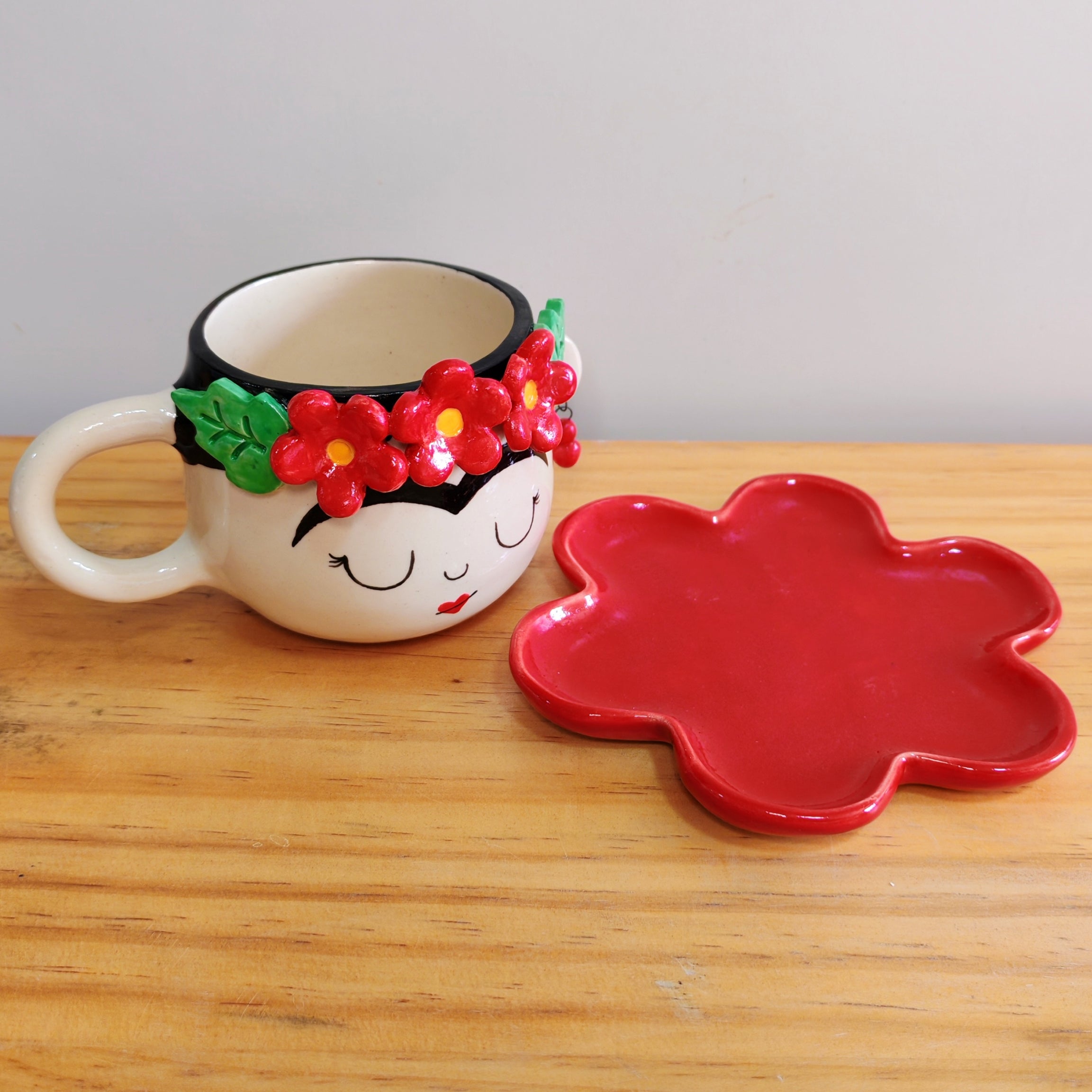 Set Taza Frida y Plato Flor